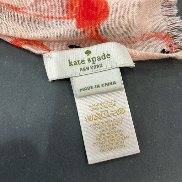 KATE SPADE Women Strut Your Stuff Scarf Wrap Large Pink festive Flamingo - Picture 3 of 3